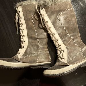 Sorrel Women’s tall winter boots. Size 7.